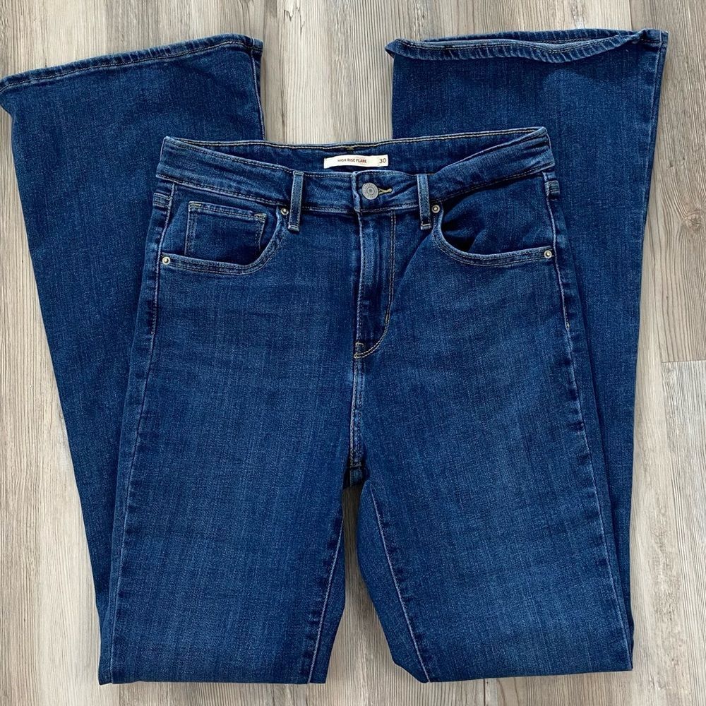 Levi Strauss & Co. High Rise Stretch Flare Jeans Size 30